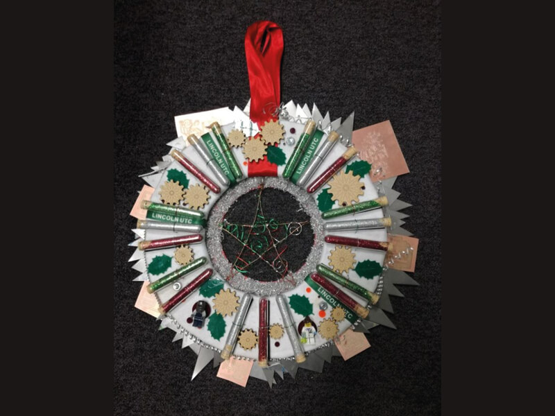 Supporting Lincoln’s Advent Wreath Festival