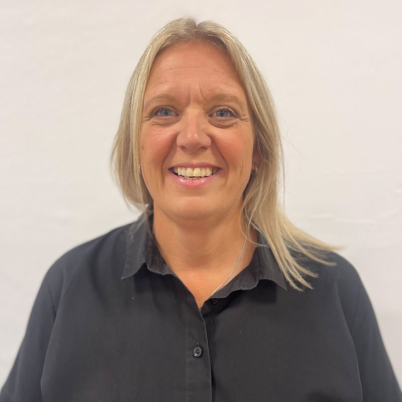 Mrs Melissa Barker-White 